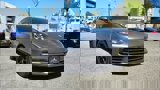 Used 2018 Porsche Panamera image 3