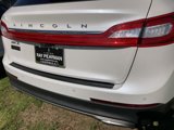 Used 2017 Lincoln MKX Reserve w/ Driver Assistance Package image 4