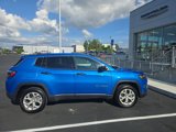 Used 2024 Jeep Compass Sport image 2