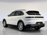 Certified 2024 Porsche Cayenne image 3