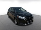 Used 2024 Nissan Kicks S image 2