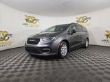 Used 2022 Chrysler Pacifica Touring-L image 3