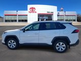 Used 2019 Toyota RAV4 LE image 3