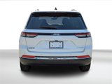 Used 2024 Jeep Grand Cherokee Laredo w/ Trailer Tow Package image 4