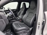 Used 2024 Porsche Cayenne image 5