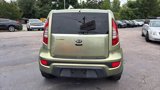 Used 2013 Kia Soul + image 4
