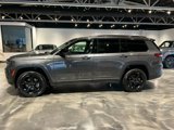 Used 2023 Jeep Grand Cherokee L Laredo image 2
