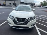 Used 2018 Nissan Rogue SL w/ Premium Package image 2