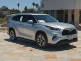 Used 2022 Toyota Highlander XLE image 3