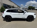Used 2020 Jeep Cherokee Latitude Plus image 4