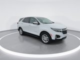 Used 2023 Chevrolet Equinox LT image 2