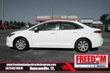 Used 2022 Toyota Corolla LE image 2