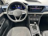 Certified 2022 Volkswagen Taos SE image 2
