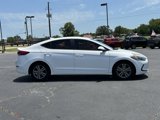 Used 2017 Hyundai Elantra SE image 4