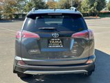 Used 2017 Toyota RAV4 SE image 4