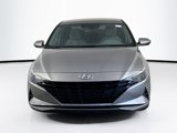 Used 2022 Hyundai Elantra SE image 2