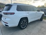 Used 2021 Jeep Grand Cherokee L Overland w/ Luxury Tech Group IV image 4