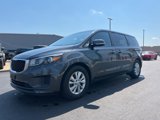 Used 2017 Kia Sedona LX image 3