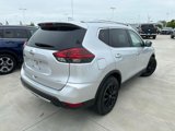 Used 2019 Nissan Rogue SV image 4