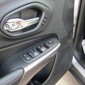 Used 2019 Jeep Cherokee Limited image 5