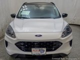 Used 2022 Ford Escape SE w/ SE Sport Appearance Package image 5