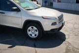 Used 2014 Jeep Cherokee Sport w/ Cold Weather Group image 3