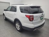 Used 2016 Ford Explorer XLT w/ Equipment Group 201A image 3