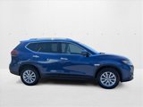 Used 2018 Nissan Rogue SV image 4