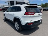 Used 2018 Jeep Cherokee Latitude image 3