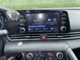Used 2021 Hyundai Elantra SEL w/ Convenience + Premium Package image 4