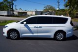 Used 2018 Chrysler Pacifica Touring Plus image 2