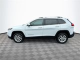 Used 2016 Jeep Cherokee Latitude image 4