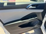 Certified 2022 Volkswagen Taos SE w/ Panoramic Sunroof Package image 4