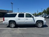 Used 2008 GMC Yukon XL SLT w/ SLT Preferred Equipment Group image 2