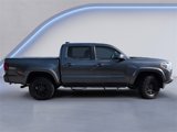 Used 2022 Toyota Tacoma SR5 w/ Technology Package image 3