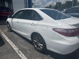 Used 2015 Toyota Camry SE image 4