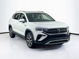 Used 2022 Volkswagen Taos SE image 3