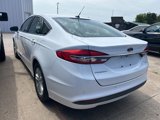Used 2018 Ford Fusion SE image 4