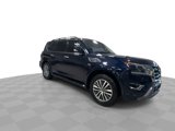 Used 2021 Nissan Armada SL w/ Captain's Chairs Package image 2