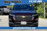 Used 2023 Chevrolet Traverse LT image 2