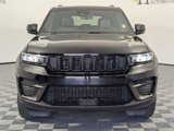 Used 2025 Jeep Grand Cherokee Altitude image 3