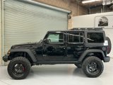 Used 2017 Jeep Wrangler Unlimited image 2