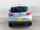 Used 2010 Volkswagen Tiguan SE image 4