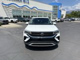 Used 2023 Volkswagen Taos SE w/ Panoramic Sunroof Package image 3