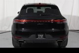 Certified 2021 Porsche Macan image 5