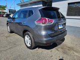 Used 2016 Nissan Rogue SV image 4