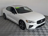 Certified 2025 Volvo S60 B5 Core image 2
