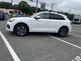 Used 2023 Audi Q5 2.0T Premium w/ Convenience Package image 4