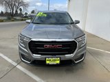 Used 2024 GMC Terrain SLE image 3