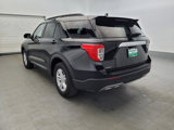Used 2022 Ford Explorer XLT w/ Equipment Group 202A image 5